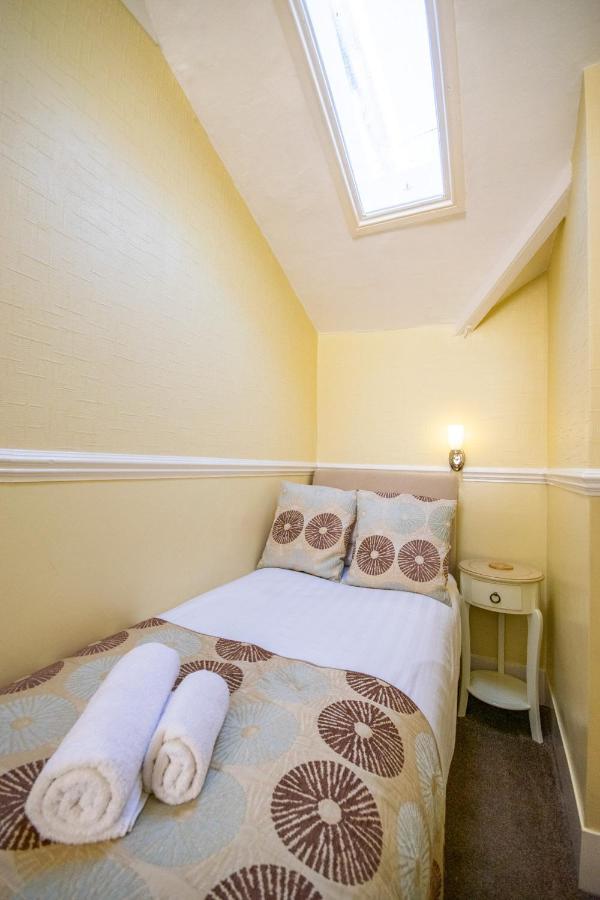 Summerlands Guest House Torquay Εξωτερικό φωτογραφία