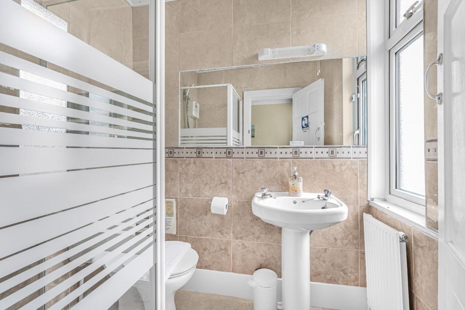 Summerlands Guest House Torquay Εξωτερικό φωτογραφία